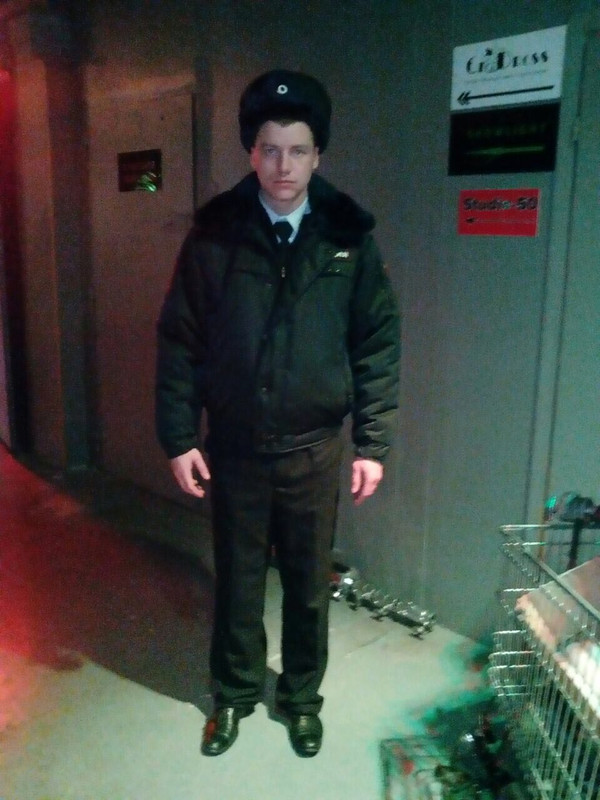 9E7489AA-5747-403F-9A98-C622D53594EE