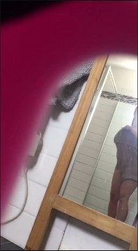 [Image: Voyeur35565142847.jpg]