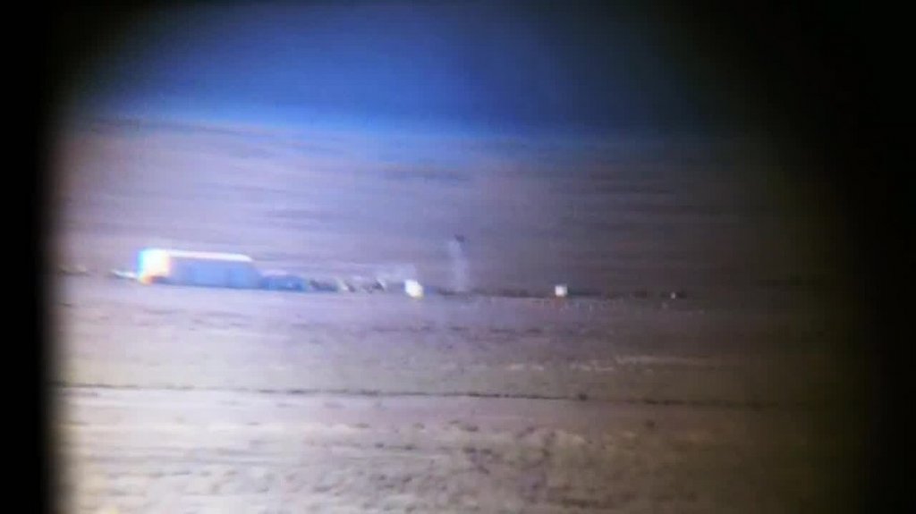 [Image: nx02ay48erjs.jpg]