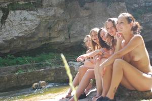 [Image: th-894452799-7-123-453lo.jpg]