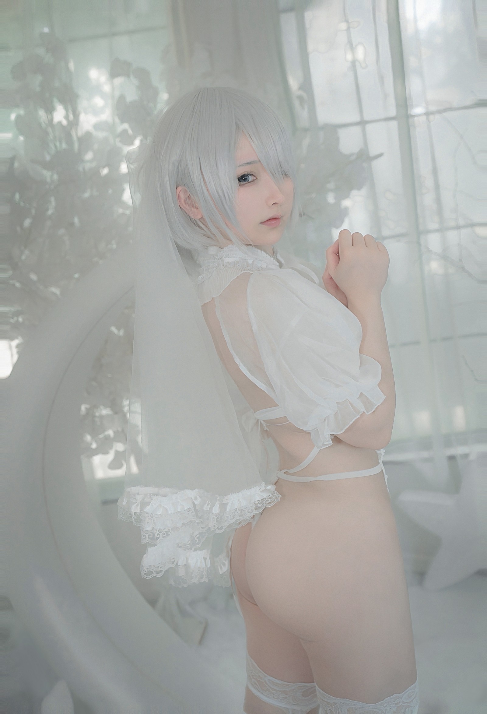 樱梨梨 2B 白花嫁 Cosplay 写真合集｜Nier Automata 高清图集（24P｜194MB）插图2