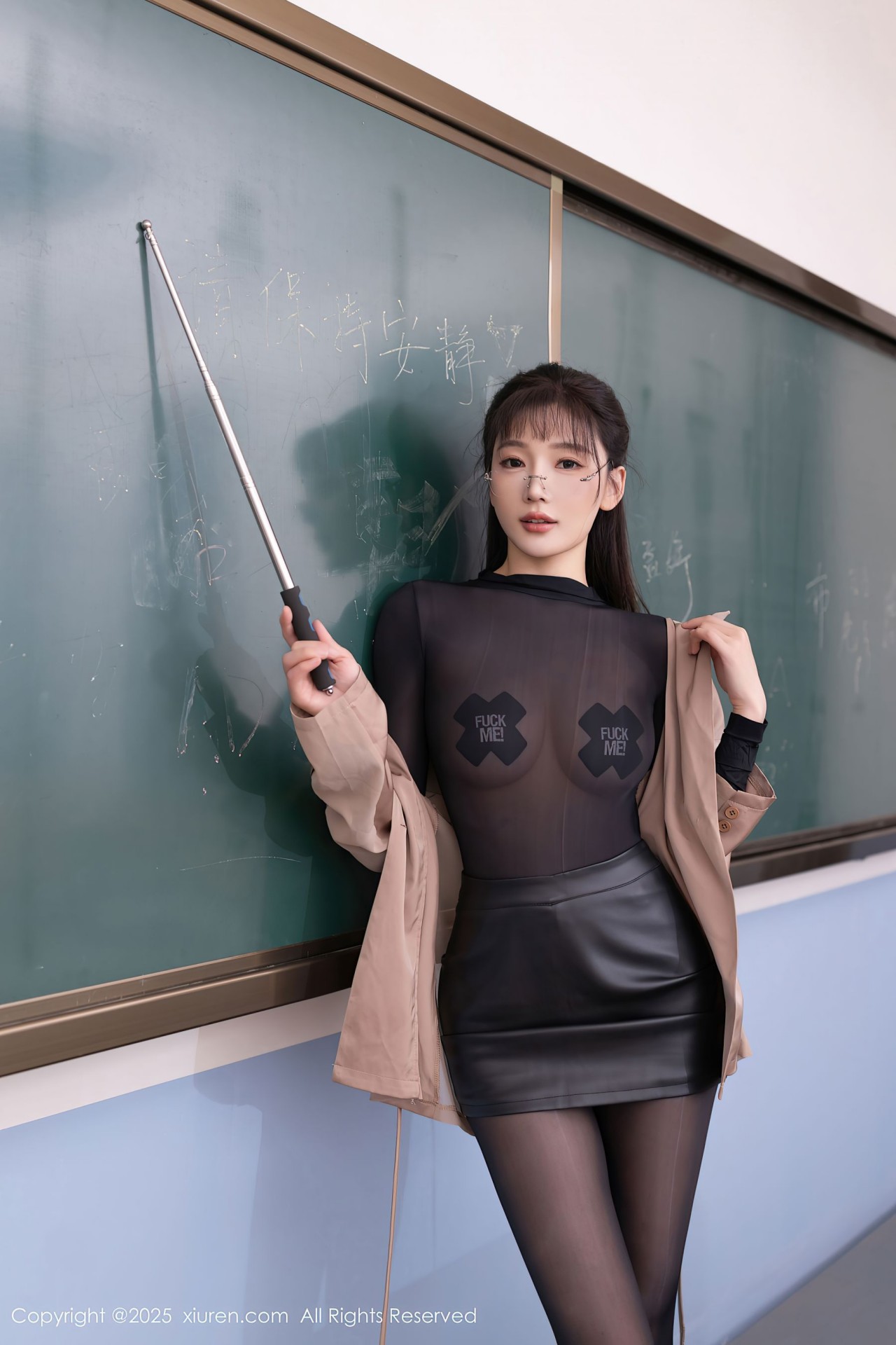 陆萱萱 写真 2025.07.17 No.10558 ，性感的教室老师，好想去上课插图7