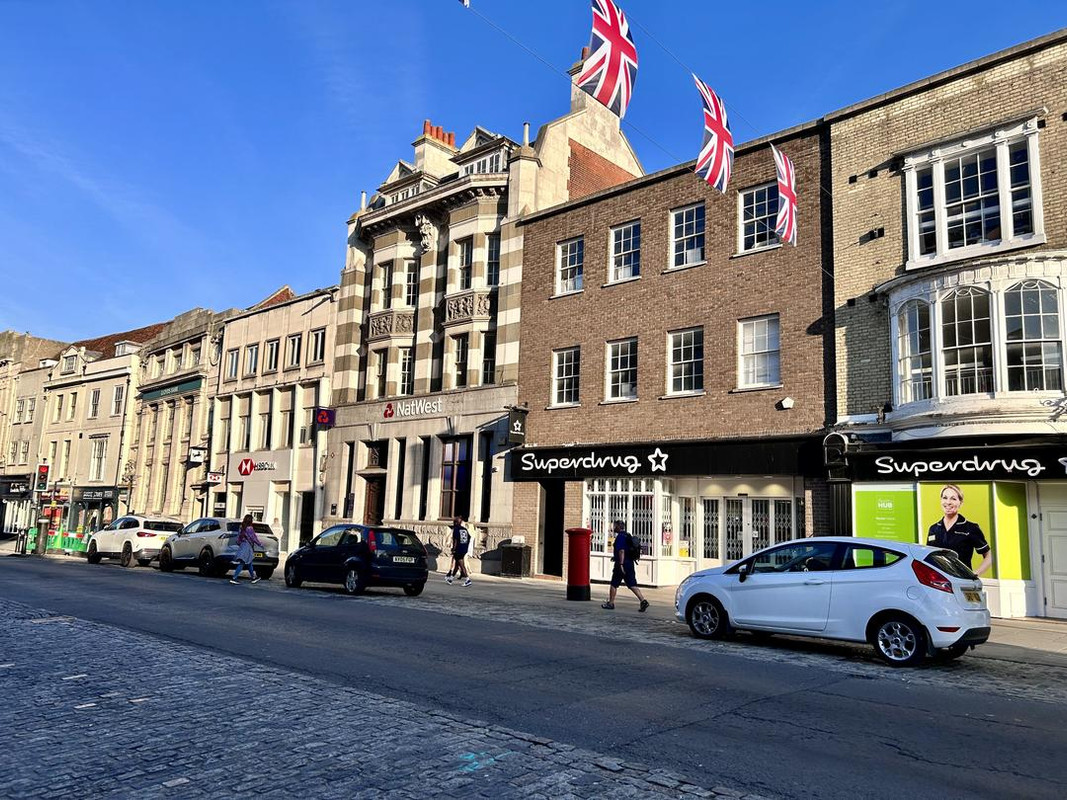 Пёстрая лента. Путешествие по сельским дорогам Англии в мае 2025 г.