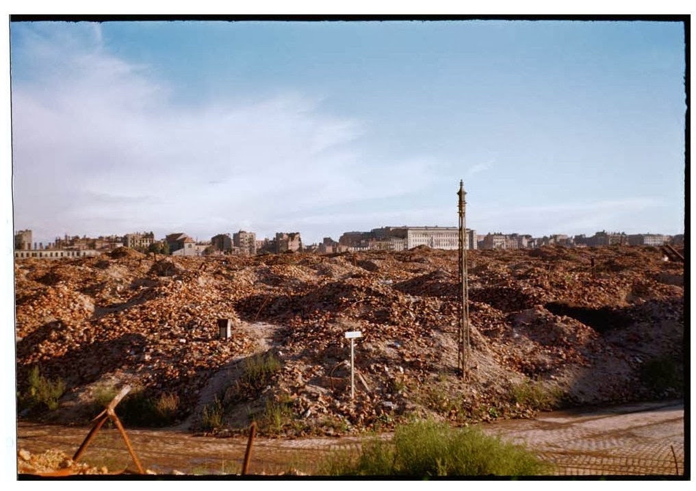 Varsovia en color, agosto 1947