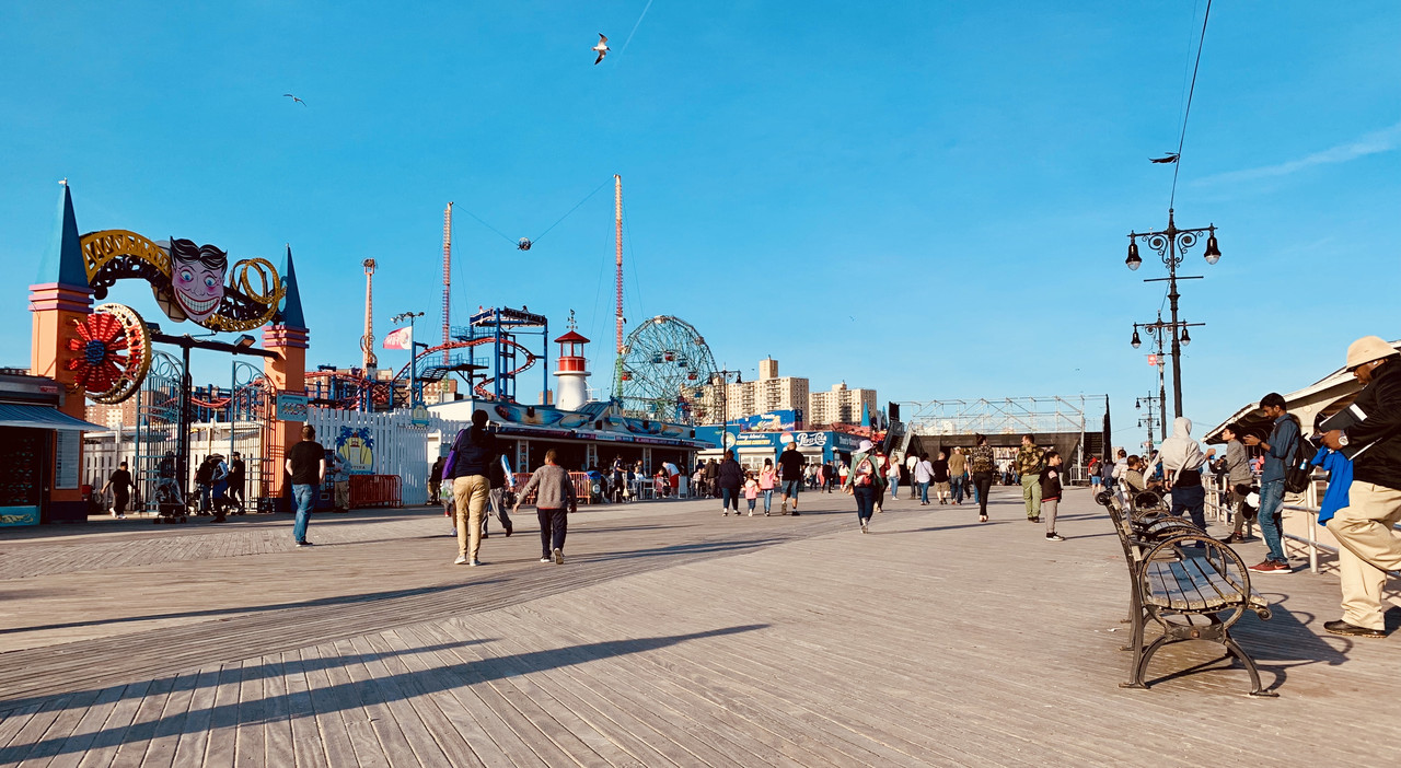 ABE1DA65-FD0C-4B80-8978-549E0DAF8107