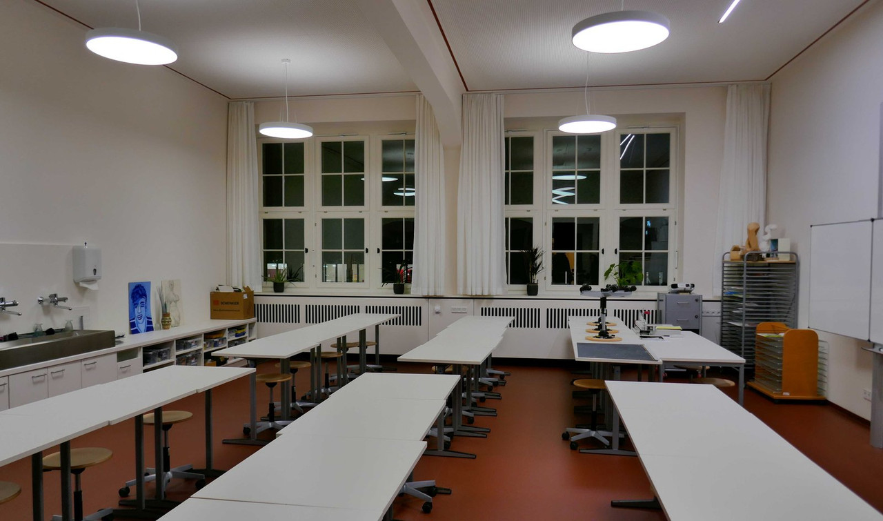 Bild: https://i.postimg.cc/J43CHm9W/P1260202.jpg