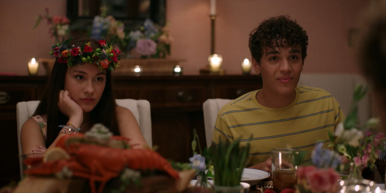 The Summer I Turned Pretty (2022) Season 1 [Hindi + Tamil + Telugu + Malayalam + Kannada + English] WebRip 480p 720p ESub - Complete Screenshot