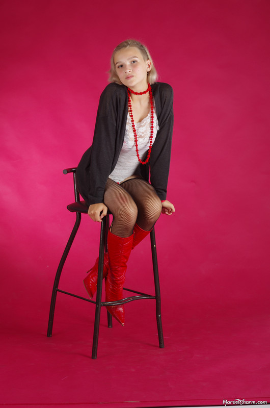 MarvelCharm_Lena-UK-001