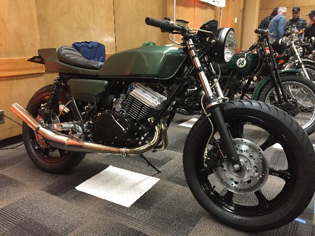 6DD54760-9E9E-43D7-85D3-88AFE8AF6E02