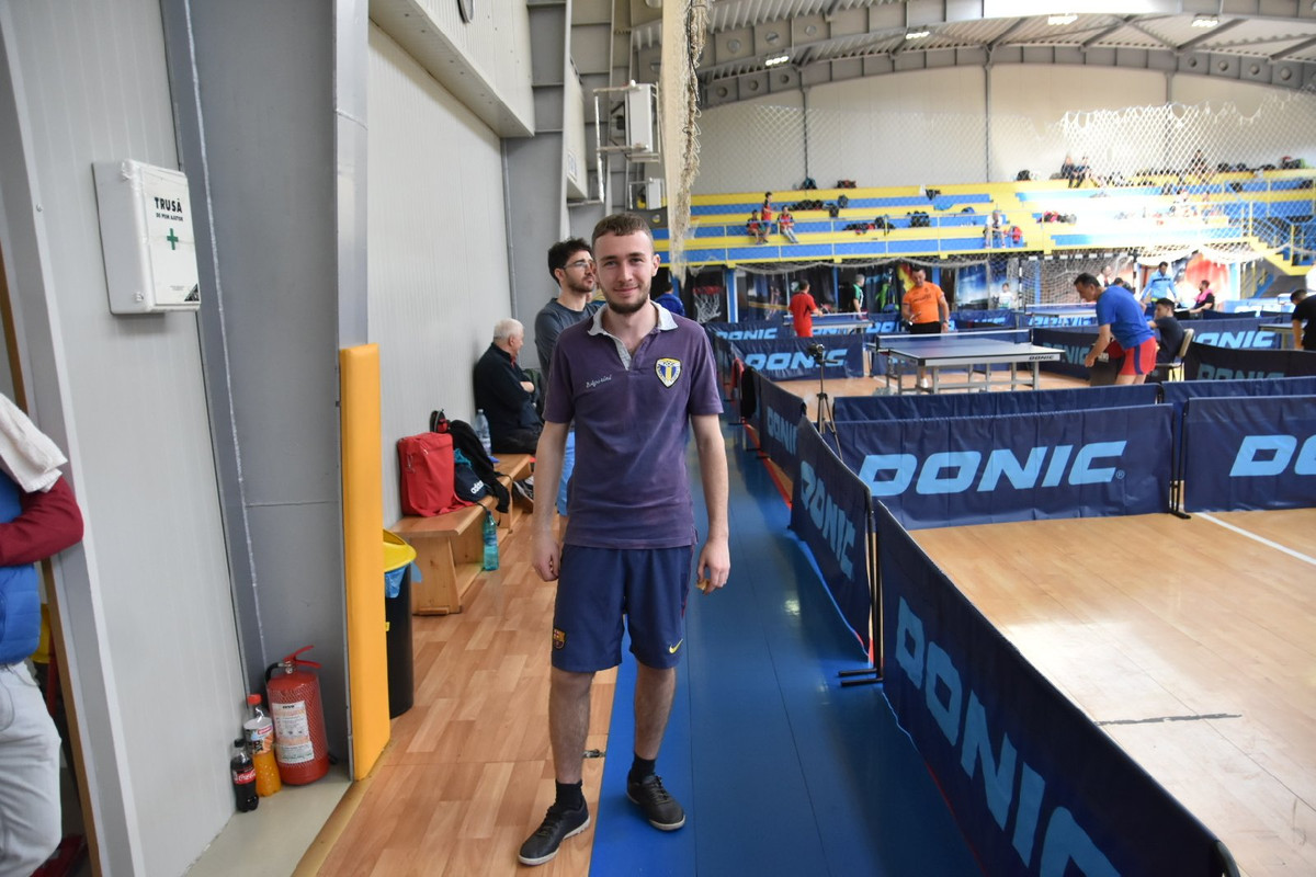 8CF5E5D1-6BB6-4613-AB0D-52A07CA5587C