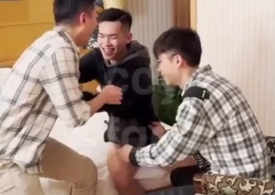 Straight-to-Gay-1-1