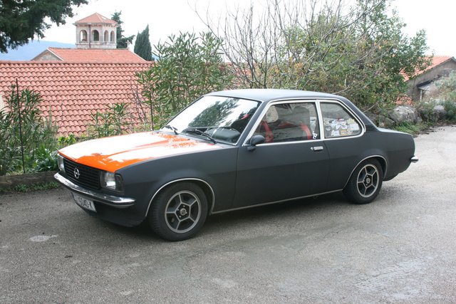 opel ascona b - Page 6 IMG-0022