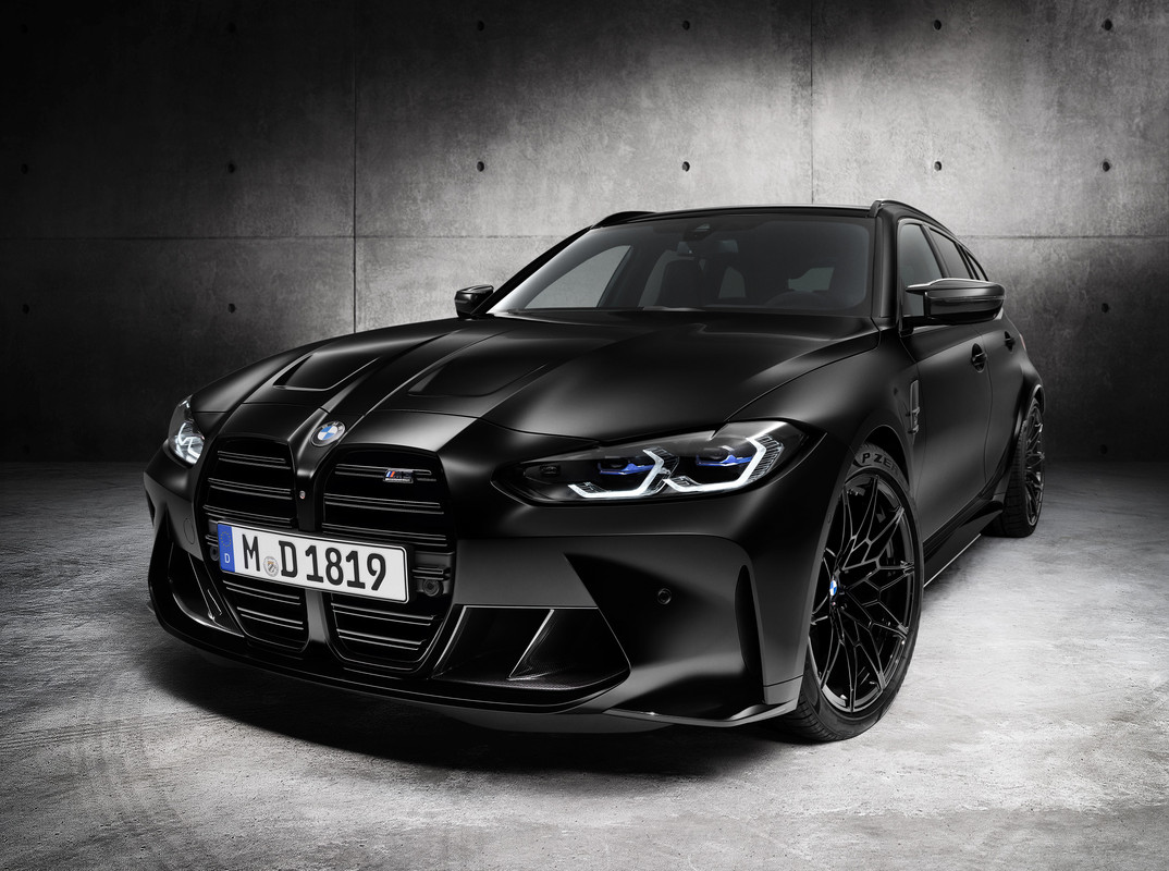 P90468284_highRes_the-first-ever-bmw-m