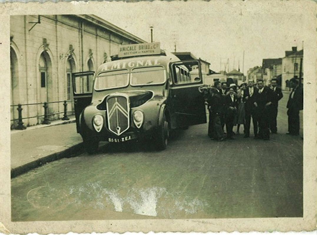 Autocar Mignal phares 22CV c v v