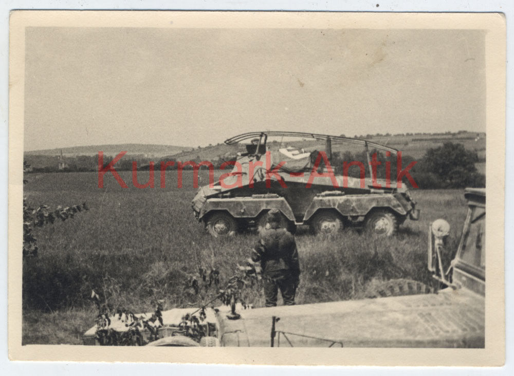 Foto Wehrmacht Panzer Spähwagen 261 262 8 rad Funker