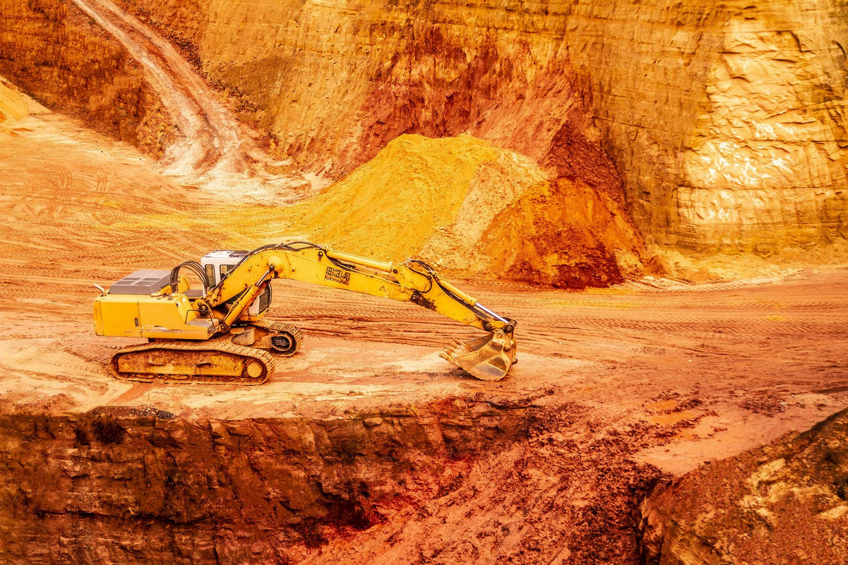 orange-gravel-pit.jpg