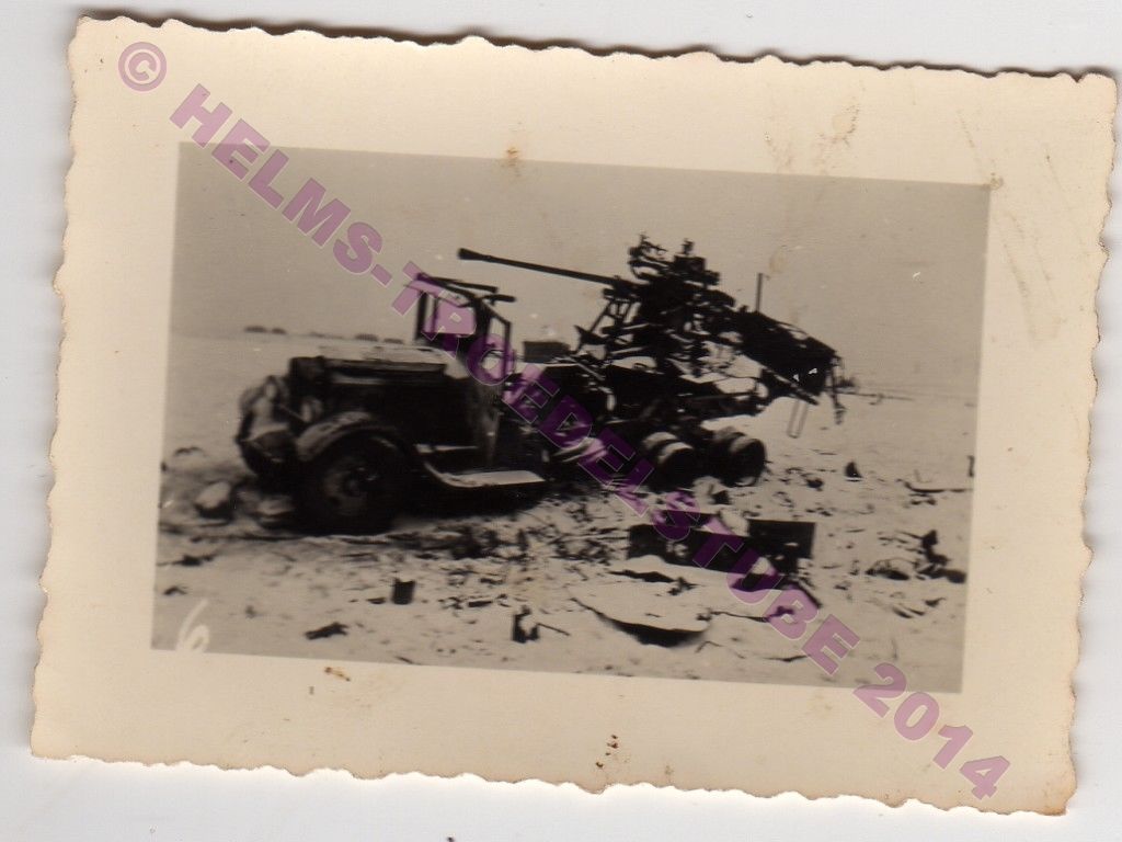Foto,zerstörtes KFZ,SDKfZ mit Kanone,Russland Wi