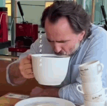 1701614042457.gif