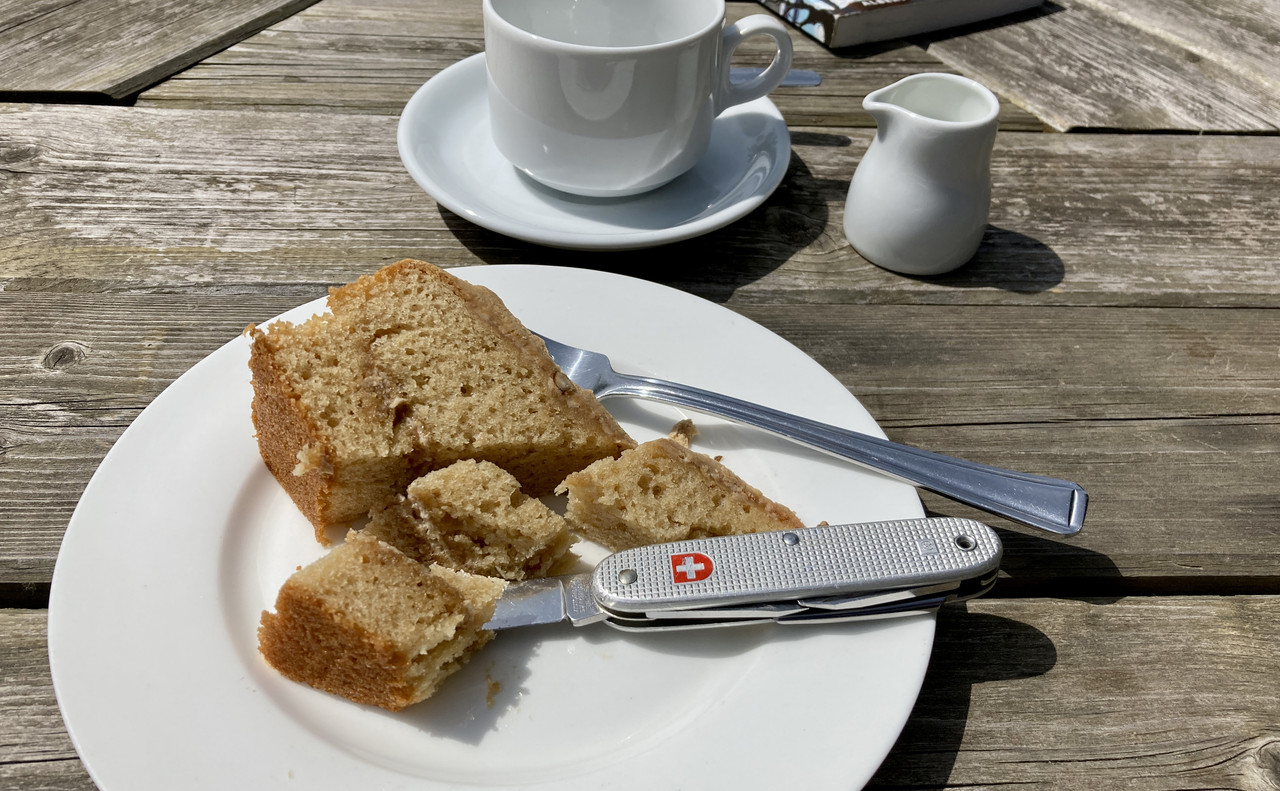 9867C8FA-22F1-4D28-89D1-4F86315BF821