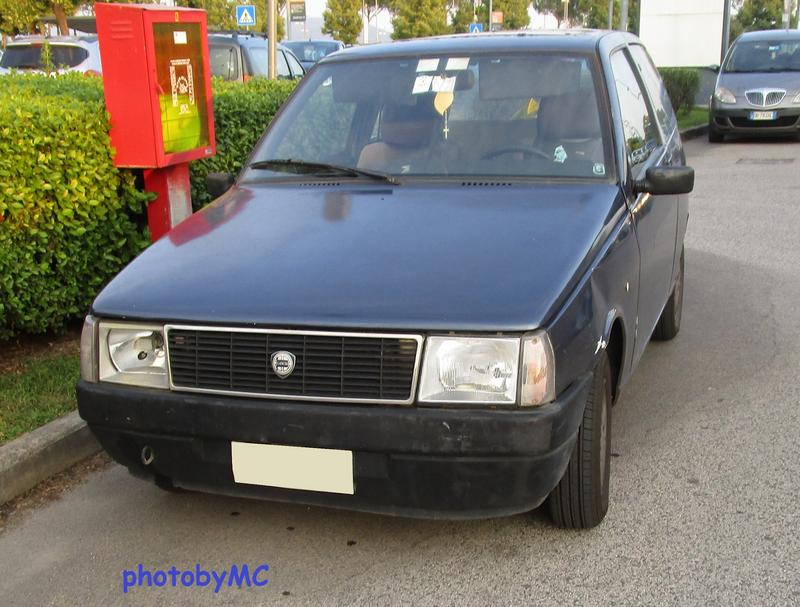 avvistamenti auto storiche - Pagina 17 IMG-0419