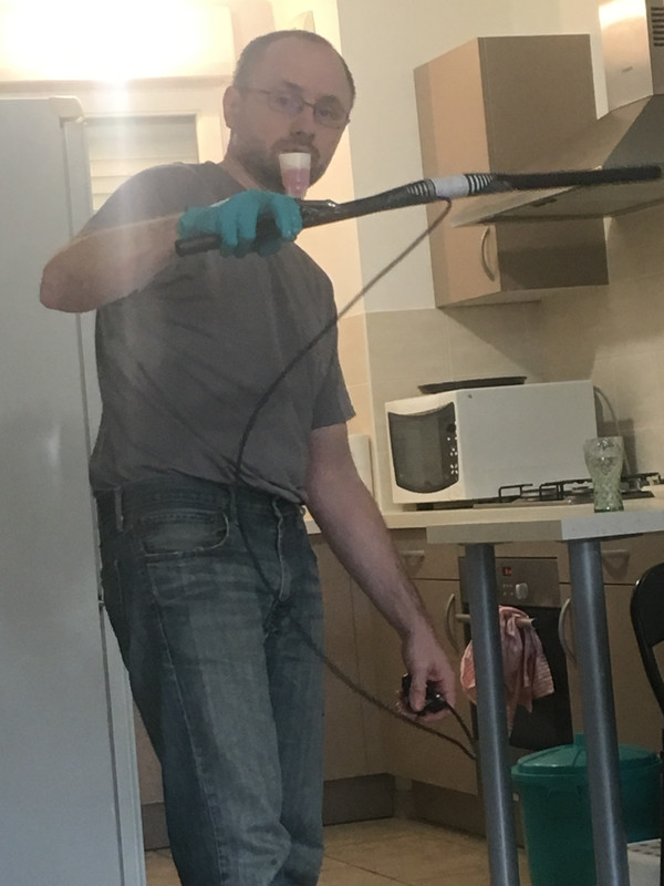 54A17A1E-EFE1-4E2B-A05F-A96FC0A03FCC