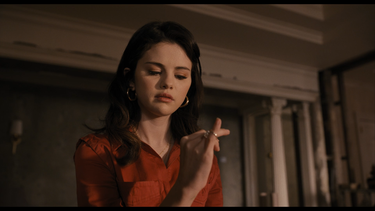 Only.Murders.in.the.Building.S01E01.True.Crime.1080p.HULU.WEB-DL.DDP5.1.H.264-FLUX.mkv_snapshot_29.1