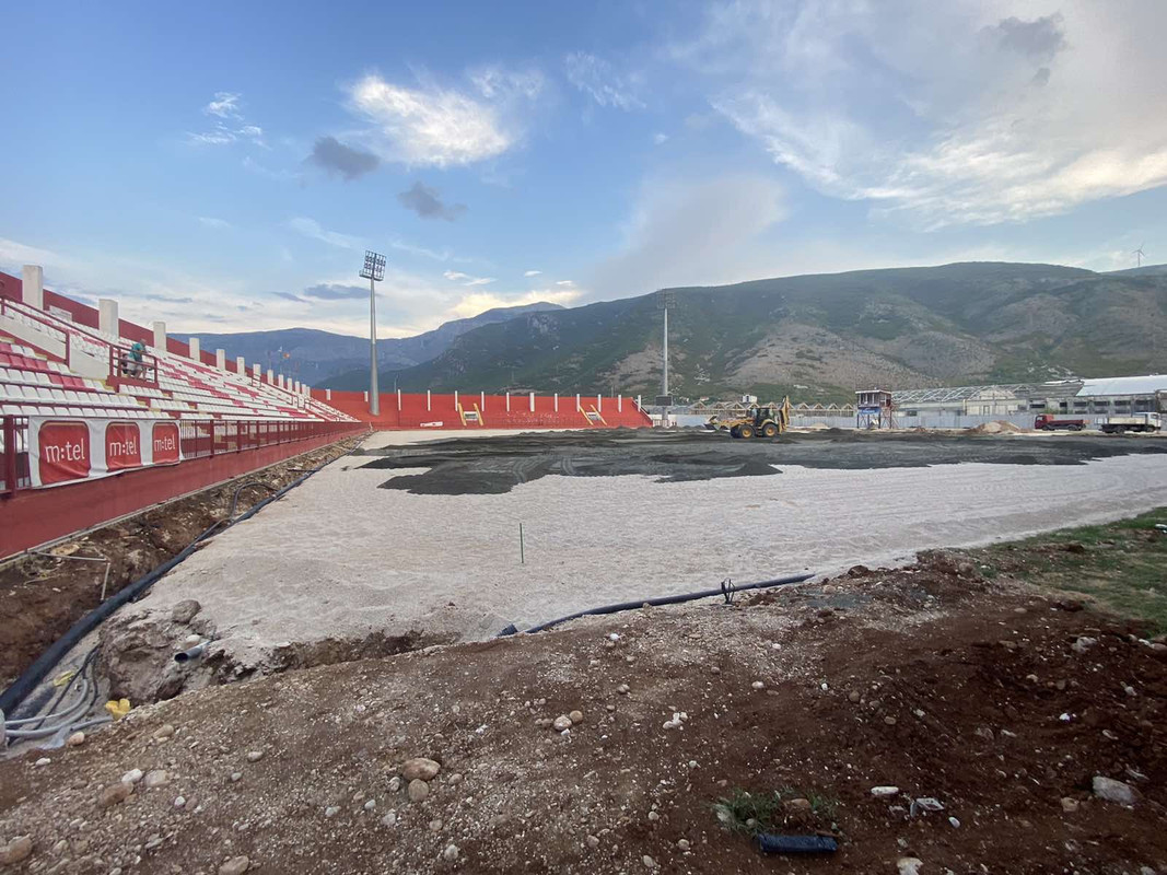 15EC2C9F-C775-4AB8-BAAD-BDD3C639AF12