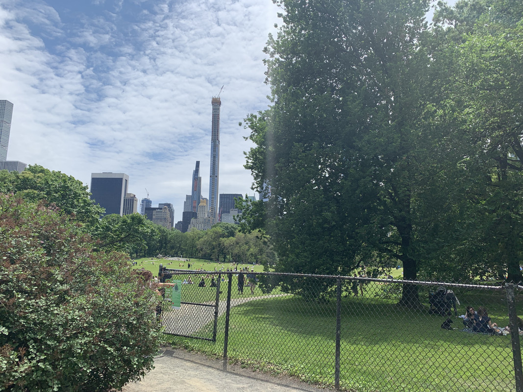 C7F93D75-78FF-4CF9-B8C4-3F111DD0EF29