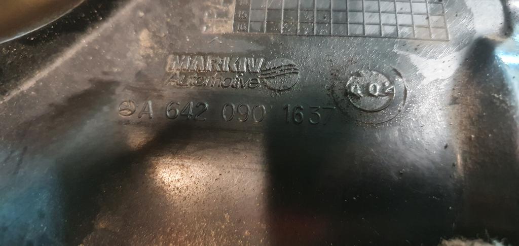 Патрубок воздушного фильтра