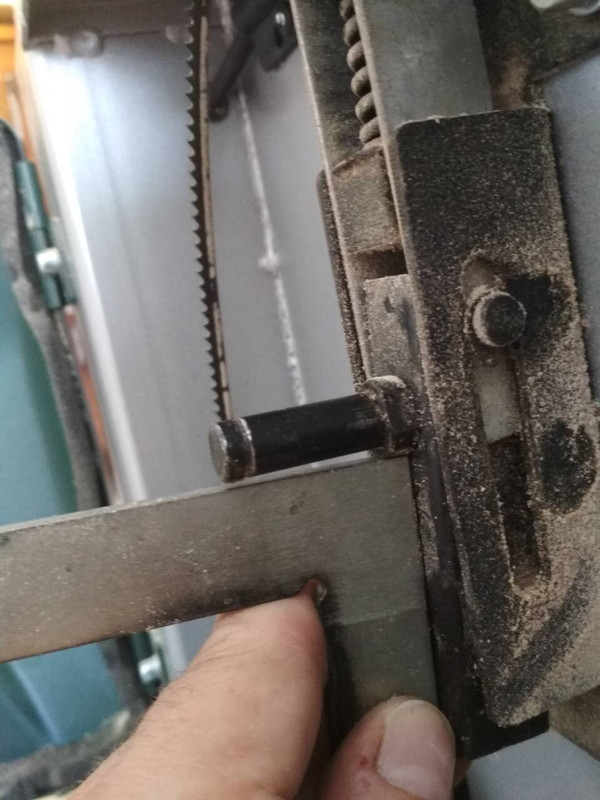 9FF40546-1CB2-4880-B3B7-7F1B4B52DBEF