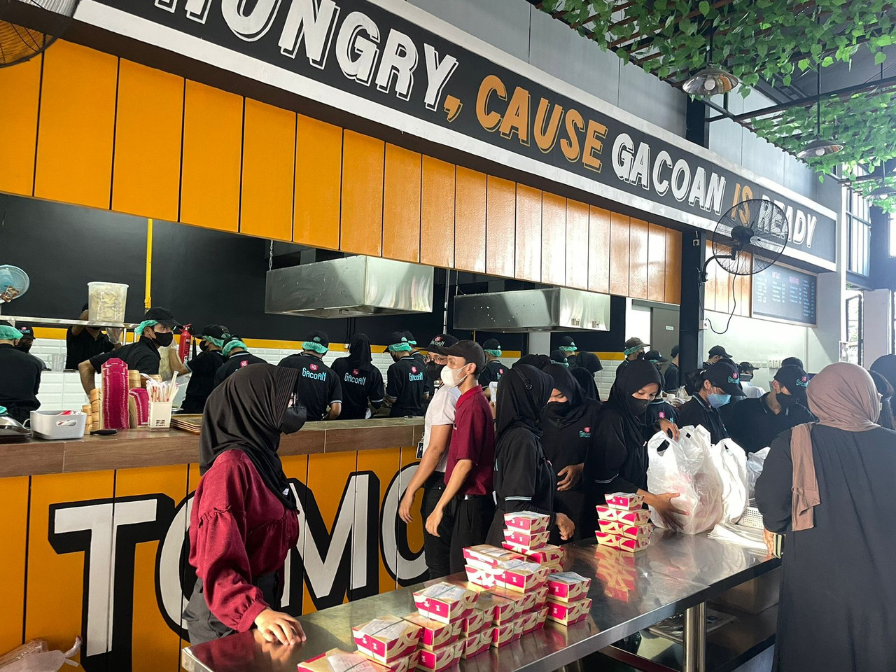 Antrian Mie Gacoan Jakarta Barat