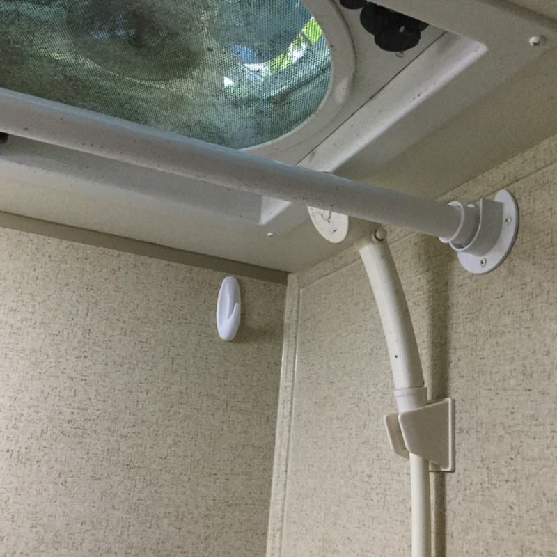 IMG_0561 bath hanging rod, front (Large)