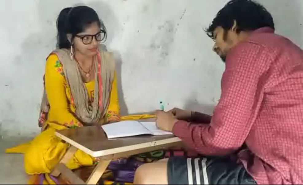 Tution teacher Fucked with cute student nude video
