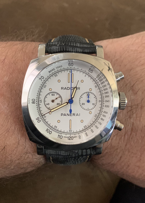 AF940B01-5256-4774-9A86-22D36A17F815