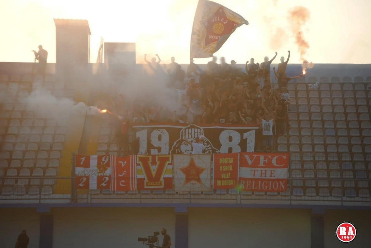 9D78D848-B8A9-43E3-BCED-DEAC30C3B9C3