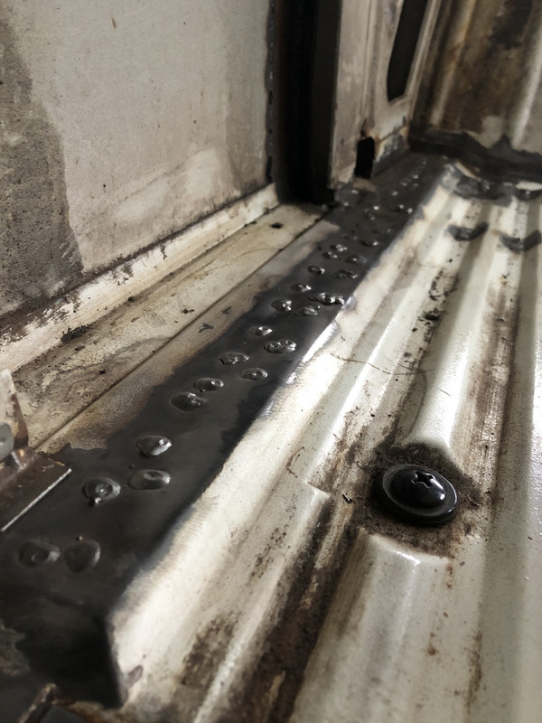 E09F6512-E585-41E8-B567-EE7334AE6A51