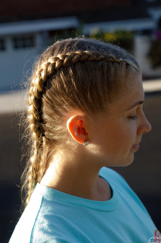 full_001_2857165644175723