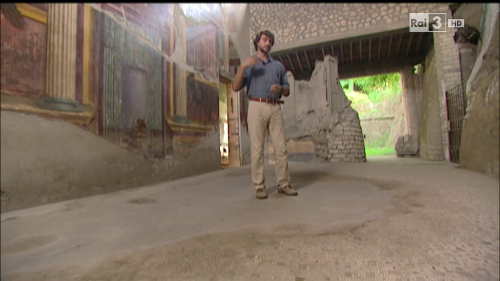 vlcsnap-2836-09-17-18h39m12s727