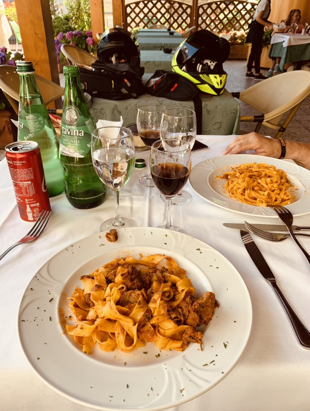 6860EB13-5BC5-4D9F-BF0C-307B45E3CA45