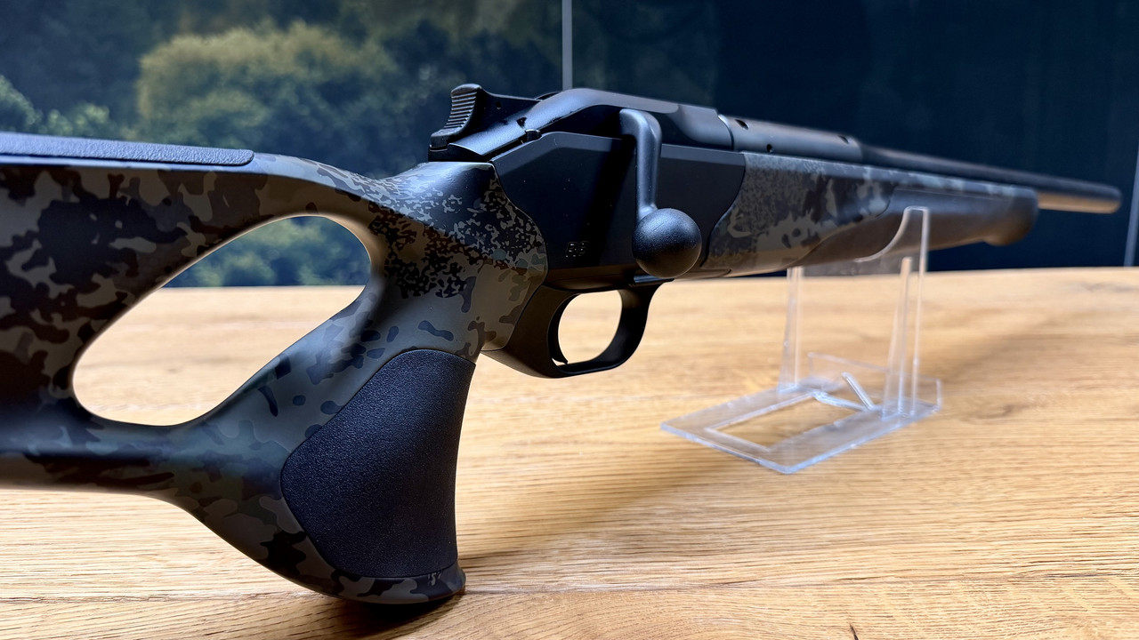 R8-Camo-5