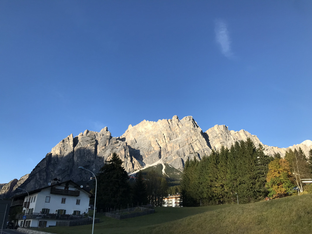 DDC946A0-5239-4138-98B1-764E2C9664C1