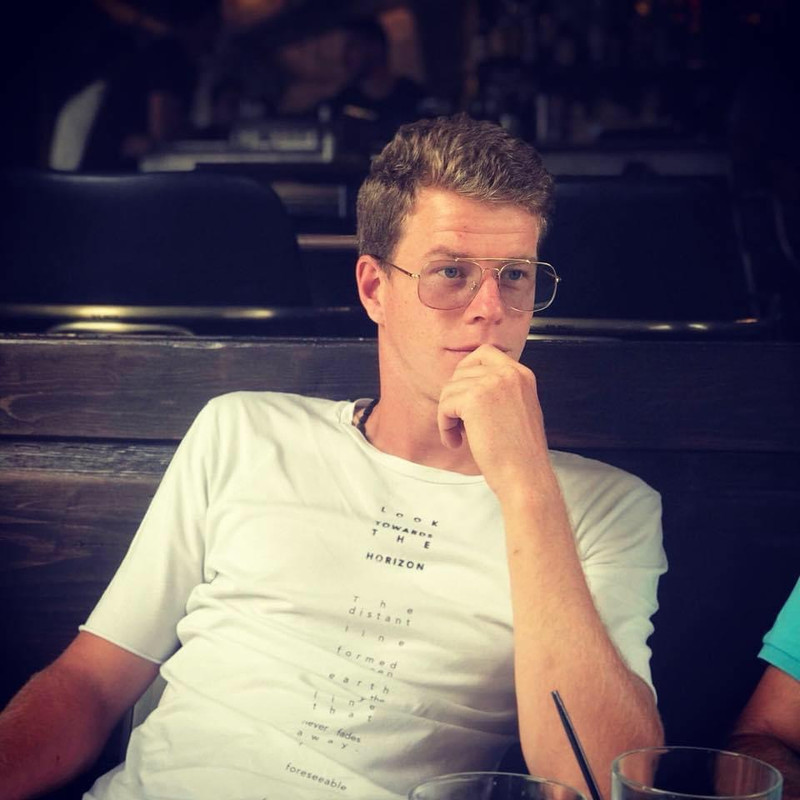 73F8938B-810F-4BA4-862E-94A033CB901E