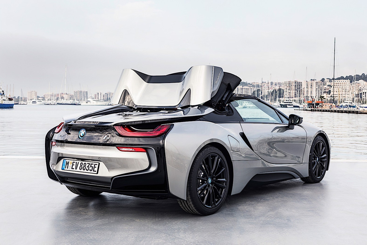 BMW i8 Roadster First Edition (26)