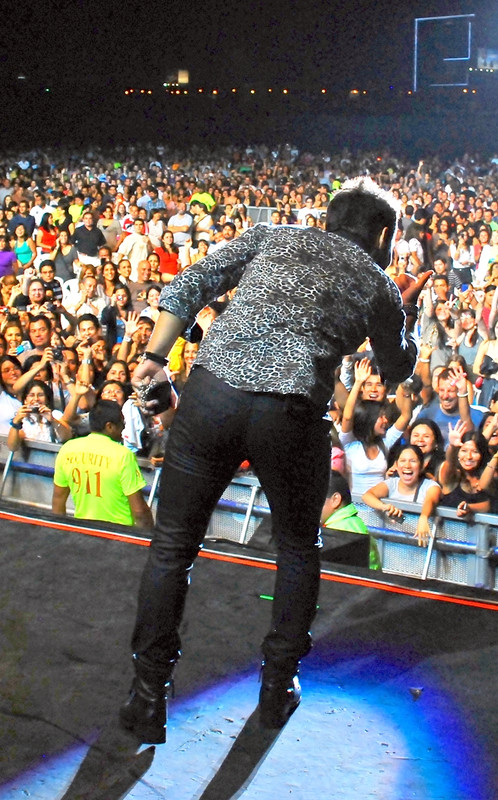 7 29708909426 O Postimages