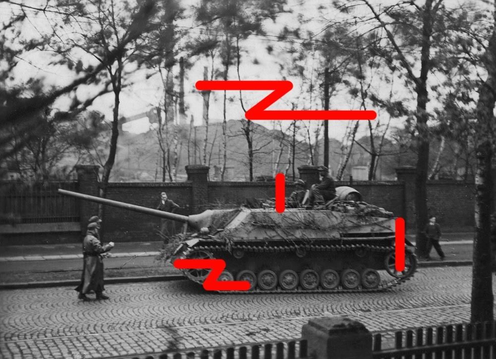Jagdpanzer IV70 (V) probably of 116 Panzer Div.,