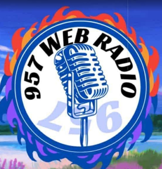 957 Web Radio Logo
