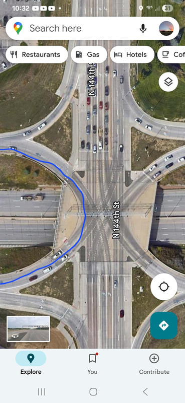 Screenshot_20250827_223258_Maps