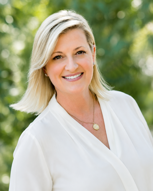 Catherine Cat Scully, Compass real estate agent