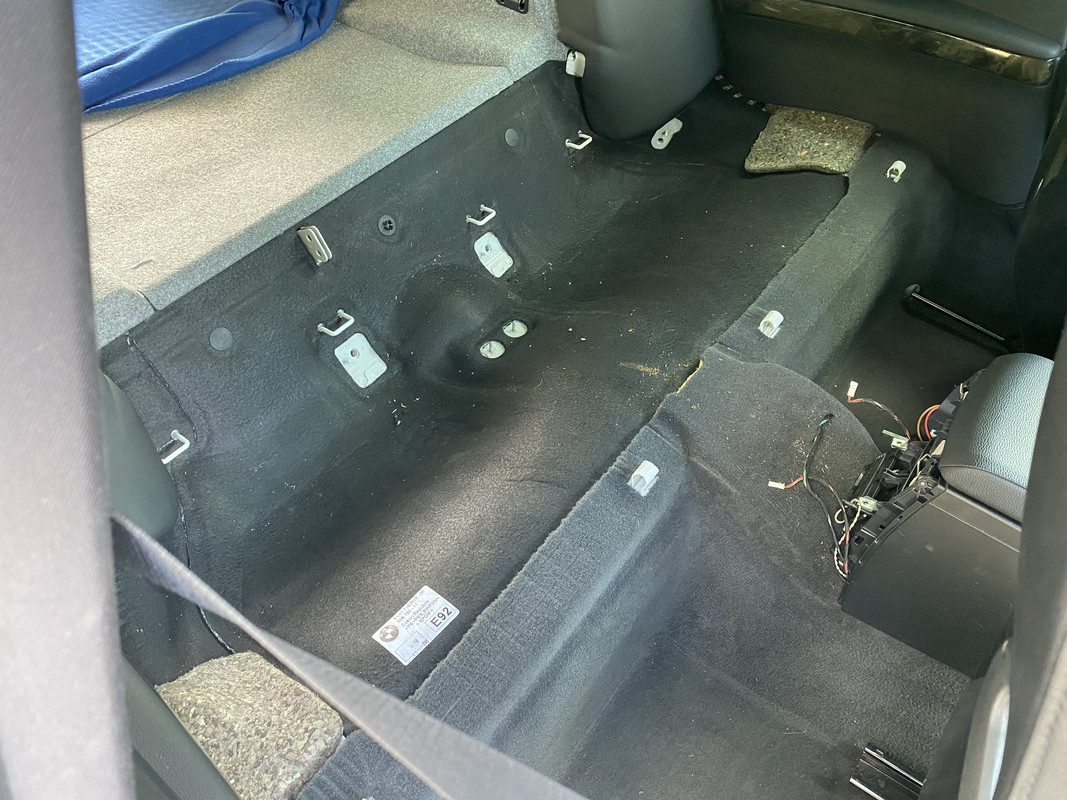 920D3E30-60CF-4918-9B63-A90003E1B3E3