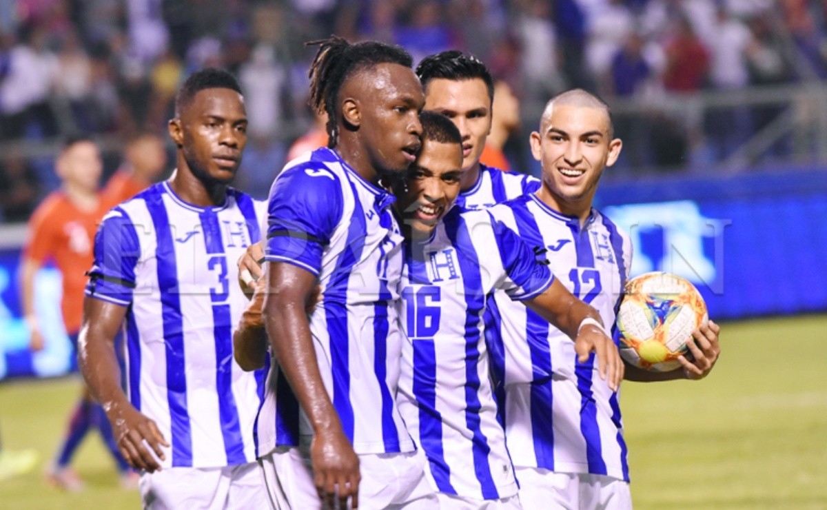 Selección de Honduras despide a su DT Fabián Coito, para asistir a Qatar 2022